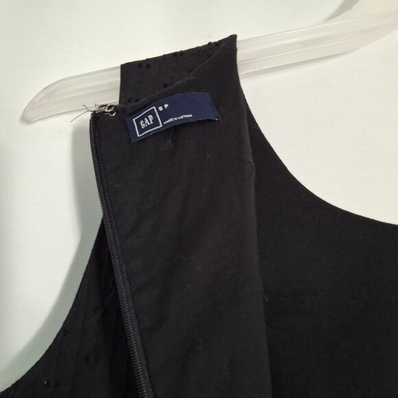 Vintage GAP Shift True Black Smocked Eyelet Cotton Dress, Lined Size S, Pockets - Picture 5 of 10